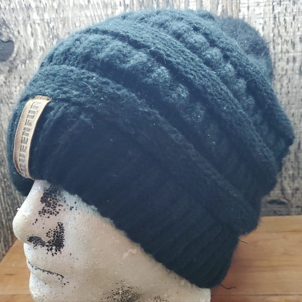 QUEENFUR Women's Knit Slouchy Beanie Chunky Baggy Hat With Removable SNAP Pom OS